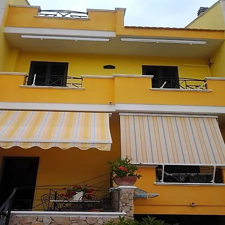 Casavecchia Bed & Breakfast 3*